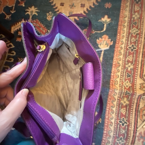 Michael Kors Purple Top handle 3 compartment tote - Picture 6 of 16